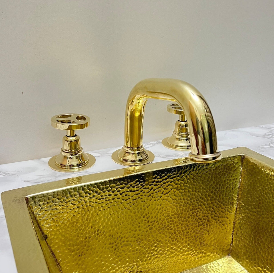 Unlacquered Brass Deck Mounted Faucet Wheel Handle Bathroom Faucets product photo